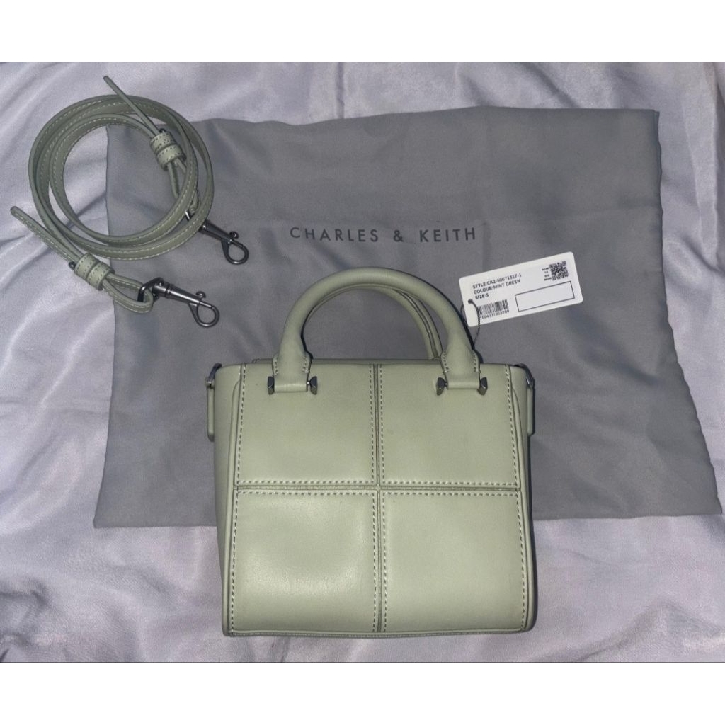 Preloved Tas Charles n Keith / Cnk Bag, Original Store