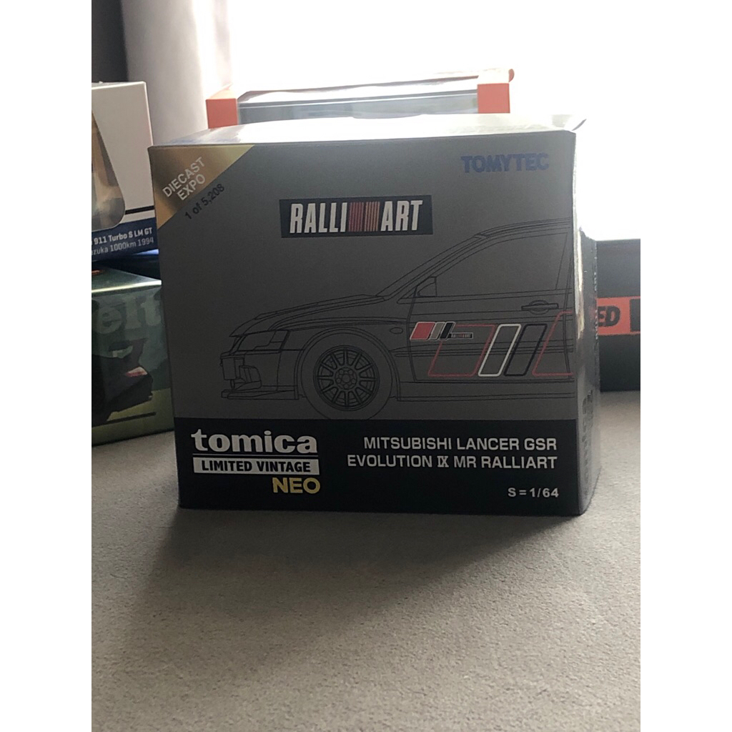 indonesian diecast expo tomica limited vintage lancer evo rally
