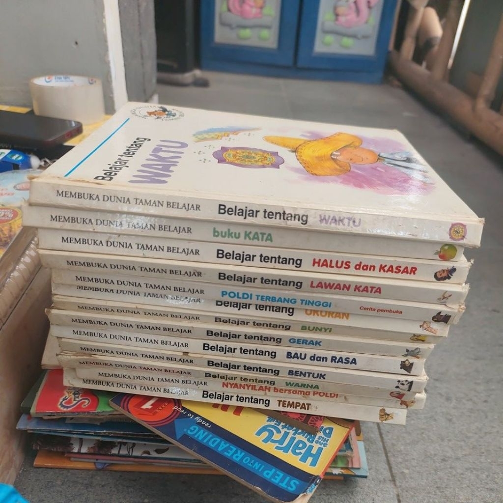 Buku Edukasi Anak Membuka dunia Taman Belajar Original Hardcover