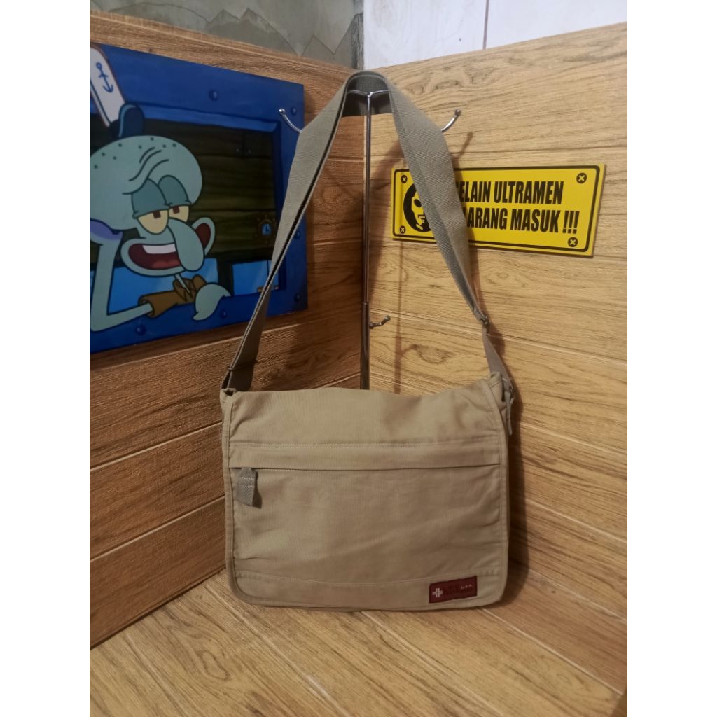 Tas slempang Lifeguard vintage second original