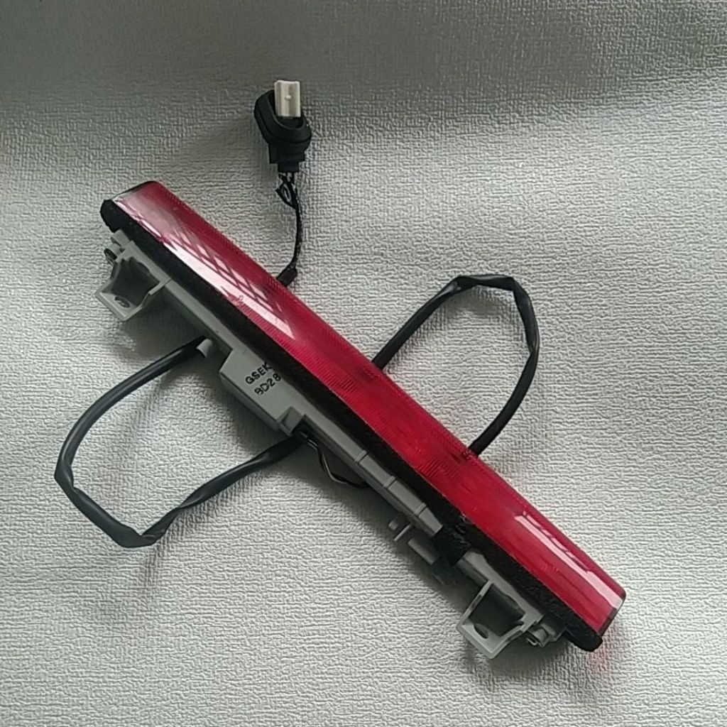 Lampu LED spoiler blakang Honda alniew Mobilio/Brio RS.