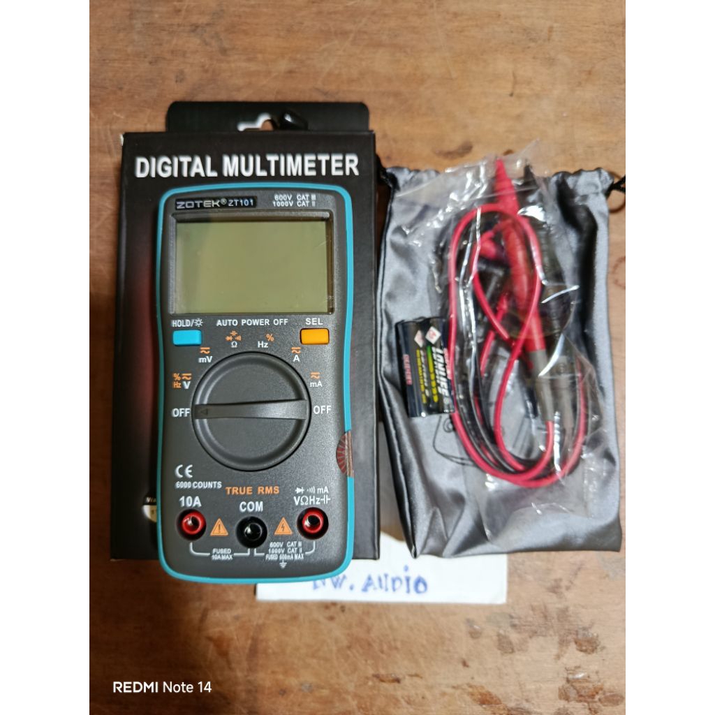 Multimeter Digital Zotek ZT101