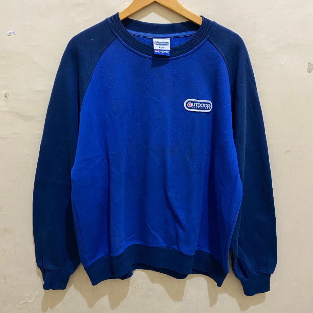 Vintage Outdoor product X Pepsi crewneck sweatshirt original second Bekas murah. Jual crewneck Pepsi