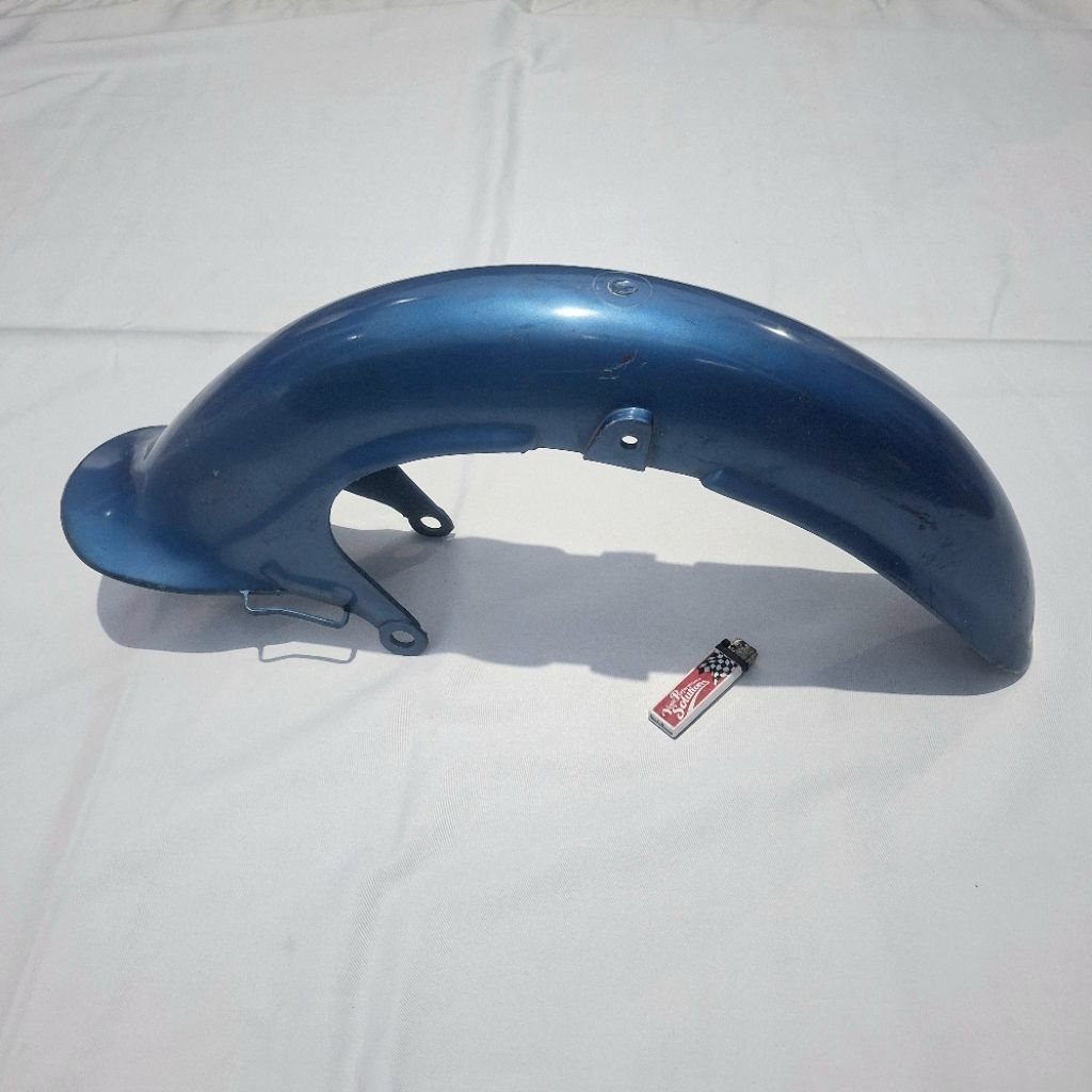 spakbor slebor sayap depan HONDA C70 NOS Original