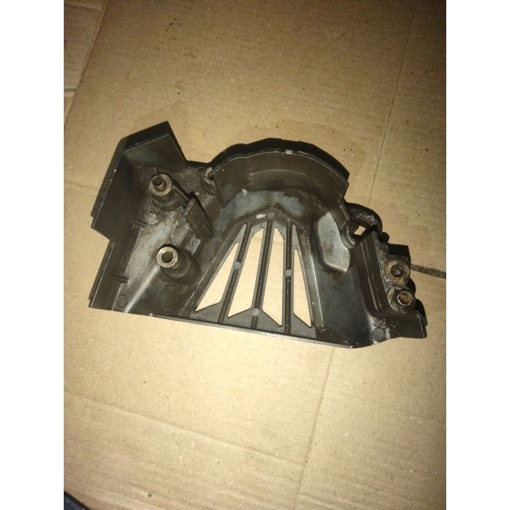 Tutup Rantai Depan Ninja 250 Karbu