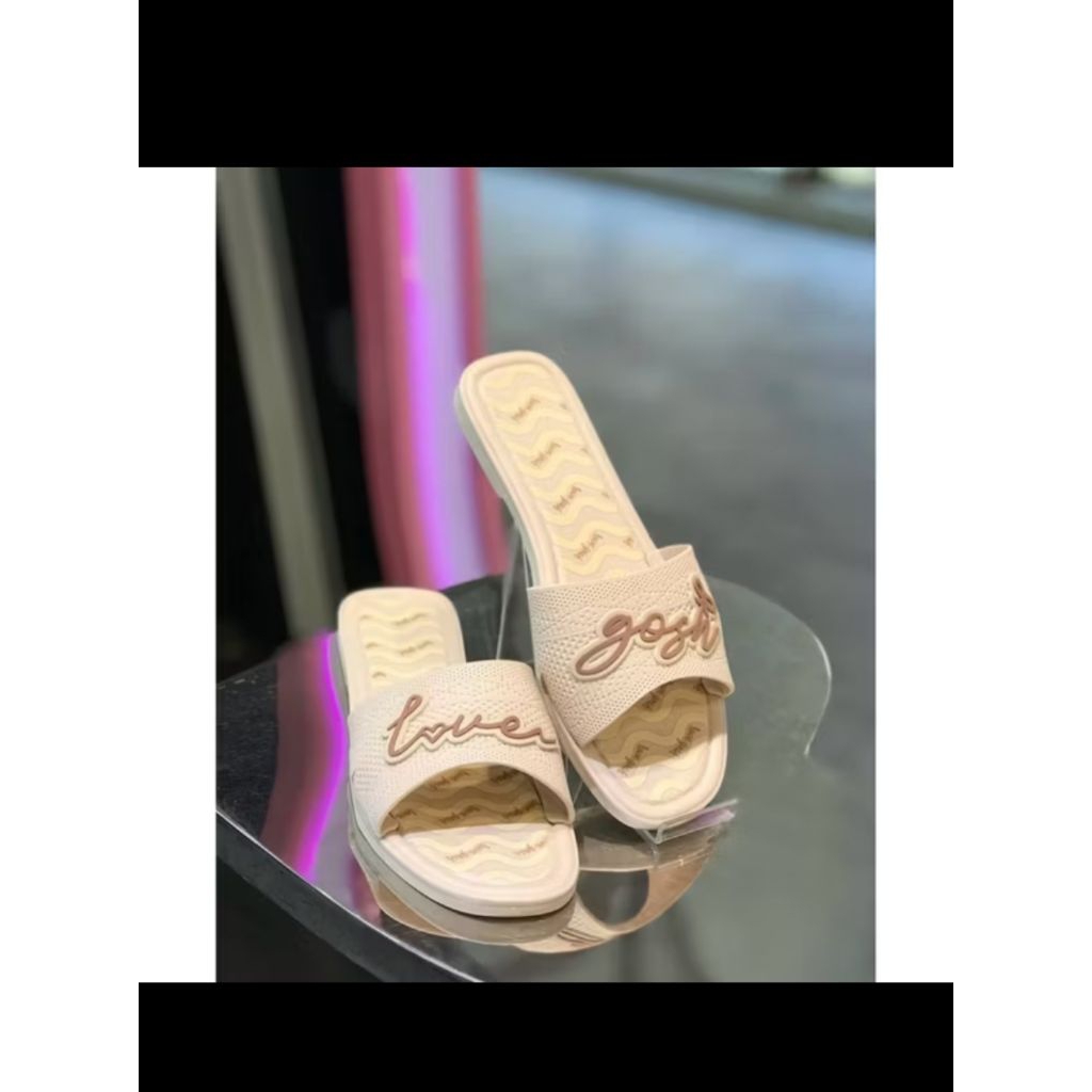 Gosh Asti 613 Sandal Flat Karet Gosh (Preloved)