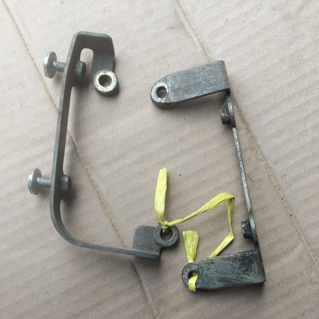 bracket dudukan coper head thunder 125..bekas original