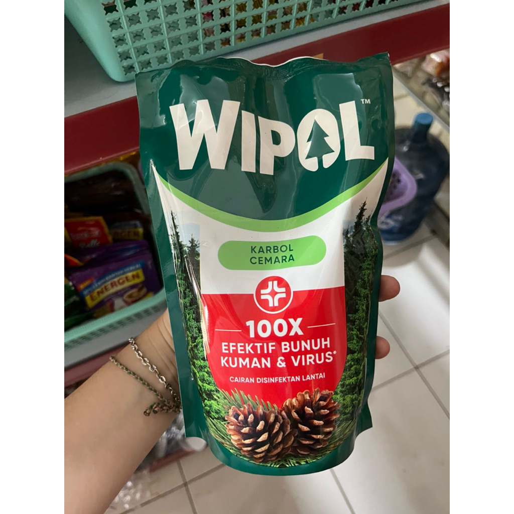 Wipol 750ML