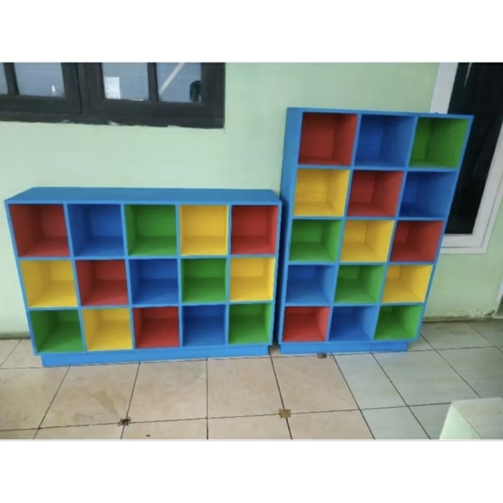 CUSTOM LOCKER LOKER SEPATU BUKU LEMARI KAYU JATI TK PAUD SEKOLAH BOARD SCHOOL COLORFUL TEMPAT RAK TI