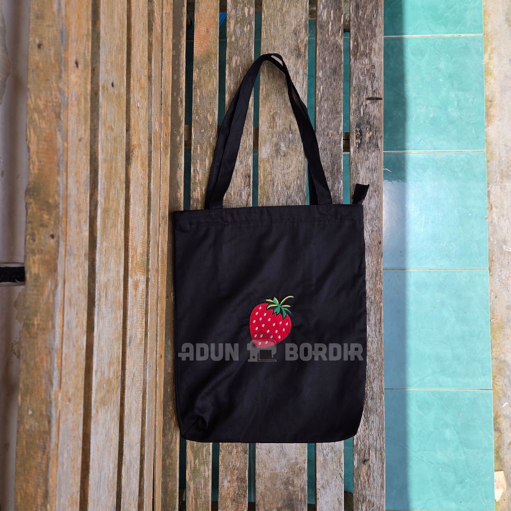 Tote Bag Bordir Strawbery