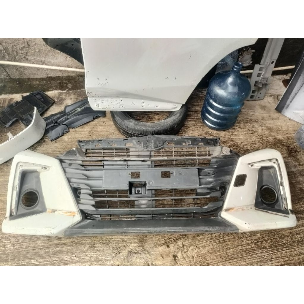 Bemper depan Ayla tahun 2020 -2022