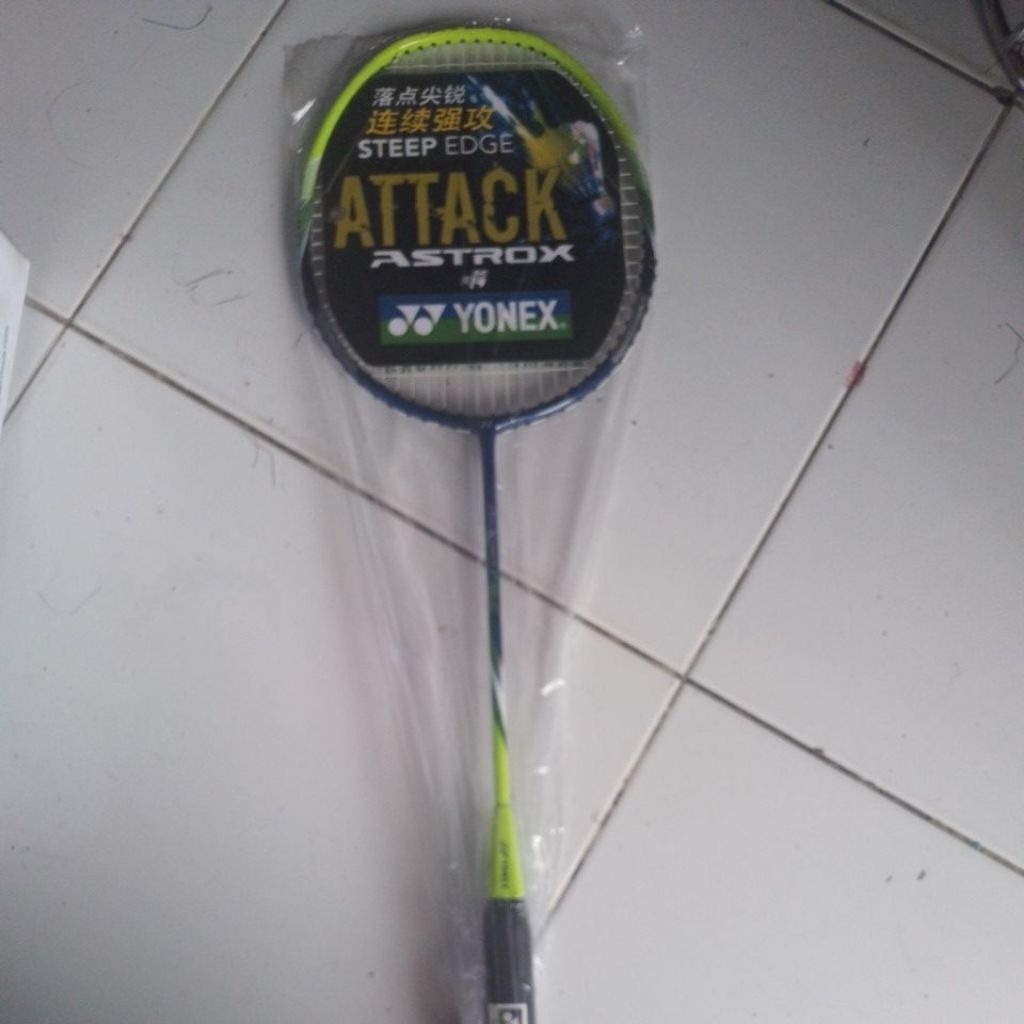 raket yonex attack astrox free 1 kok