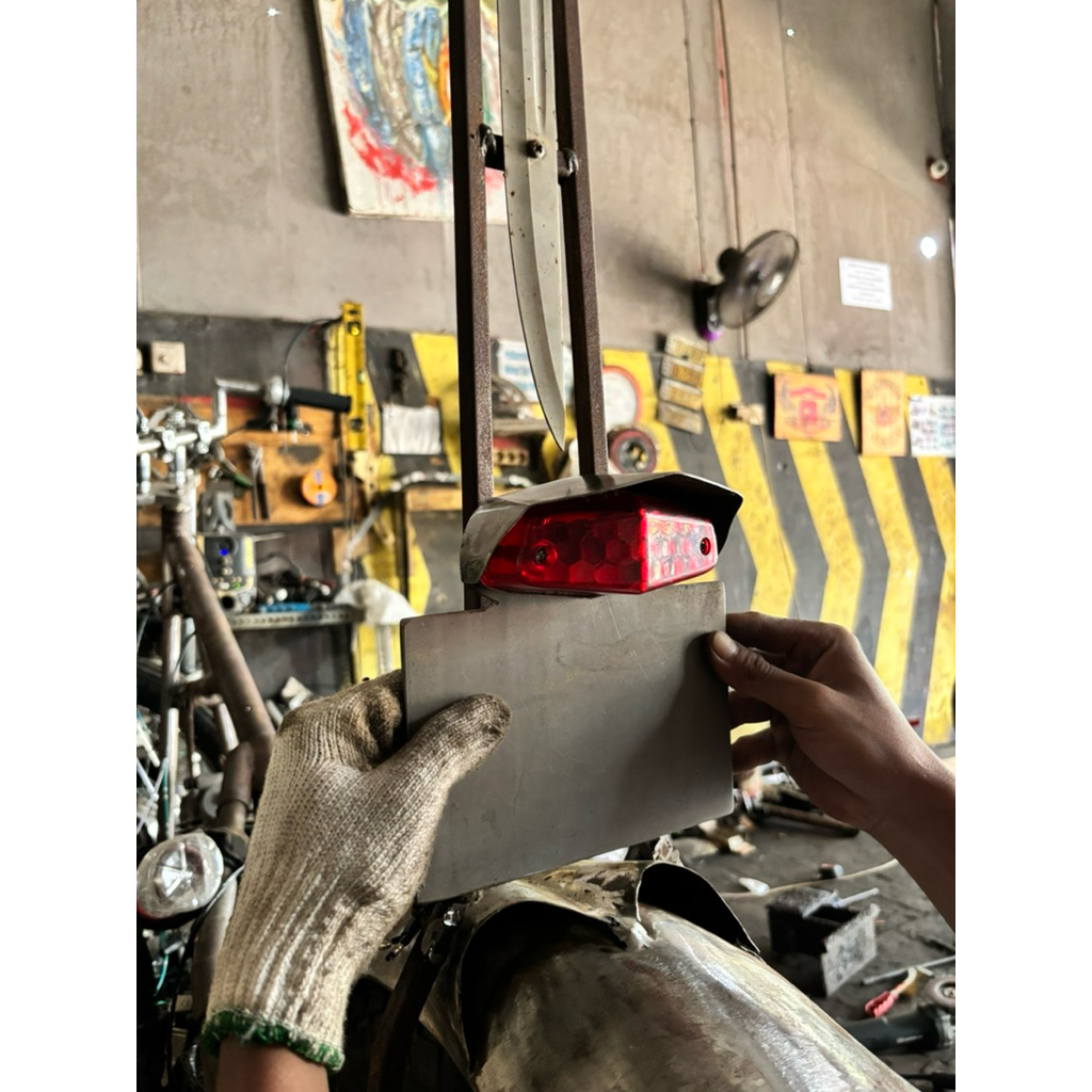 Stoplamp Chopper Lampu belakang Custom Chopper Stoplamp dudukan plat nomer belakang custom