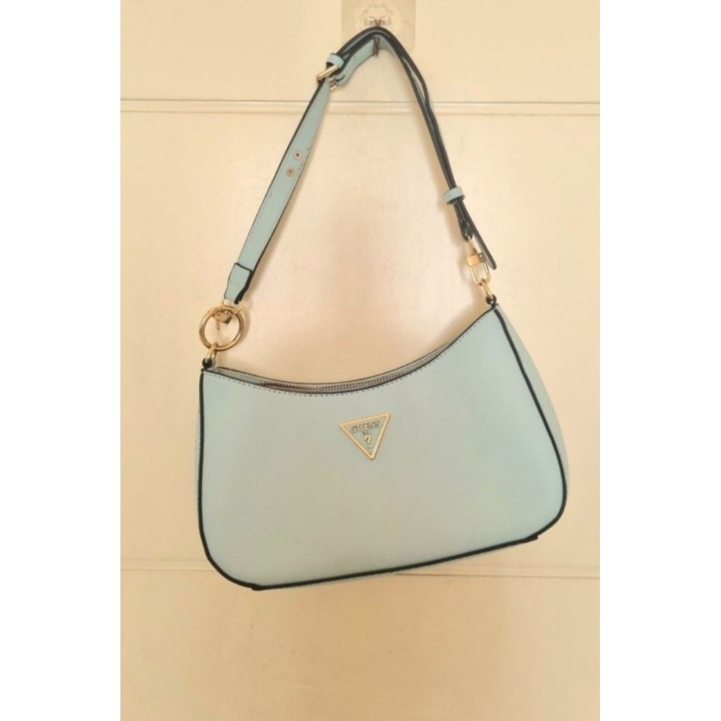 sling bag guess