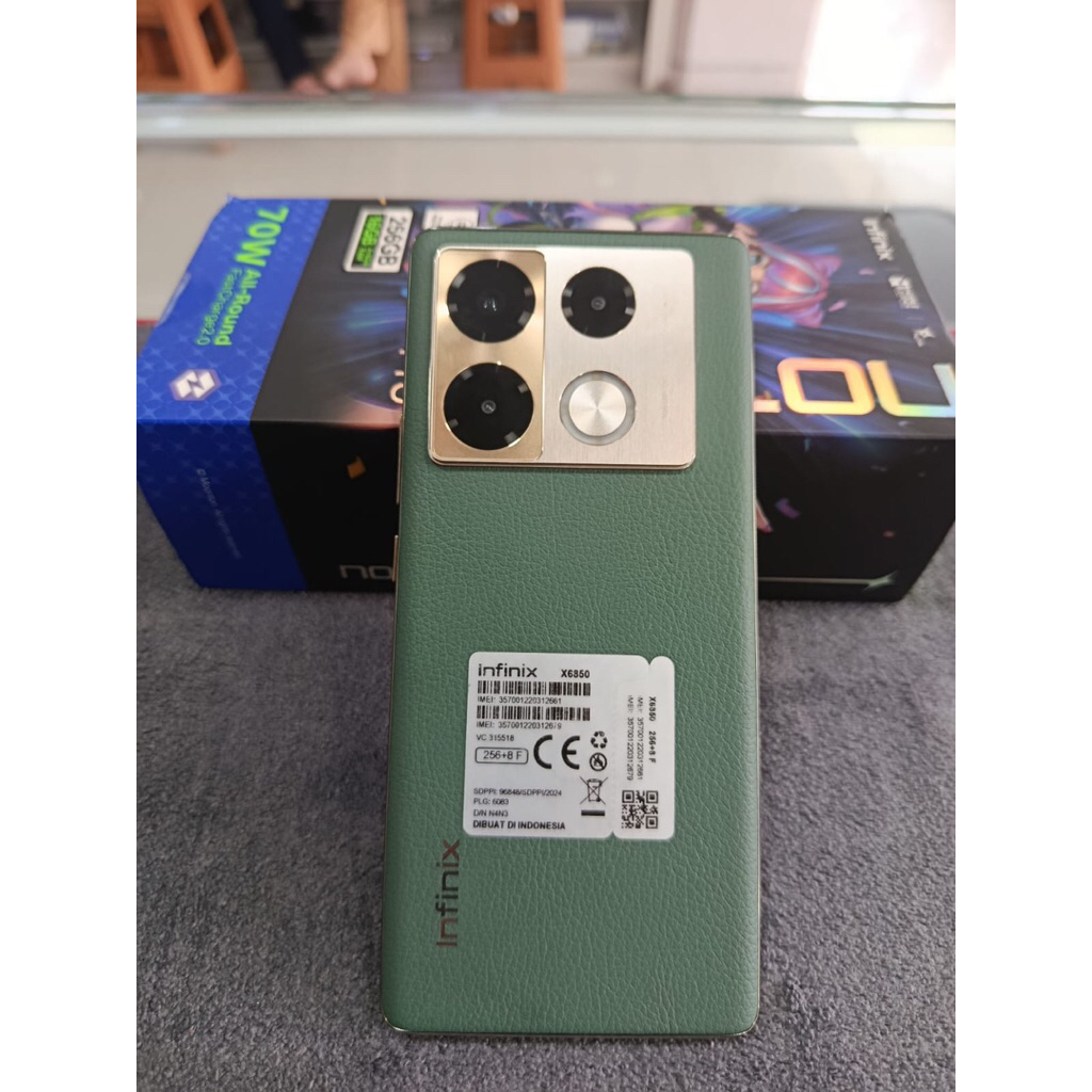 Infinix note 40pro 4G 8/256gb fullset semua no minus