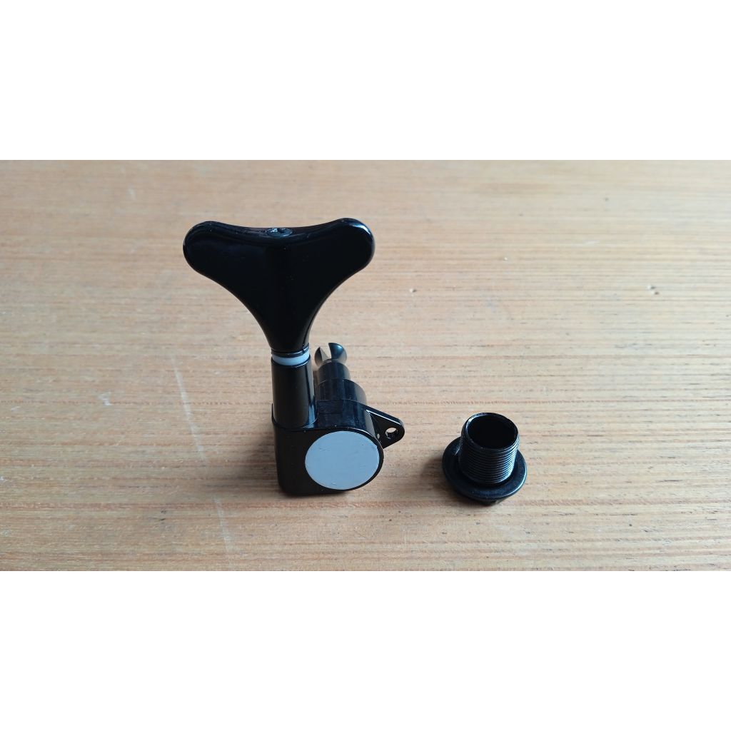 1 dryer bass hitam kanan/R/atas