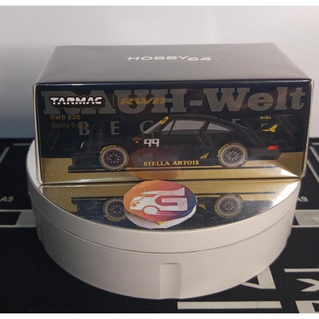 Tarmac Works Porsche RWB 930 Stella Artois Black Taiwan Special Event Car
