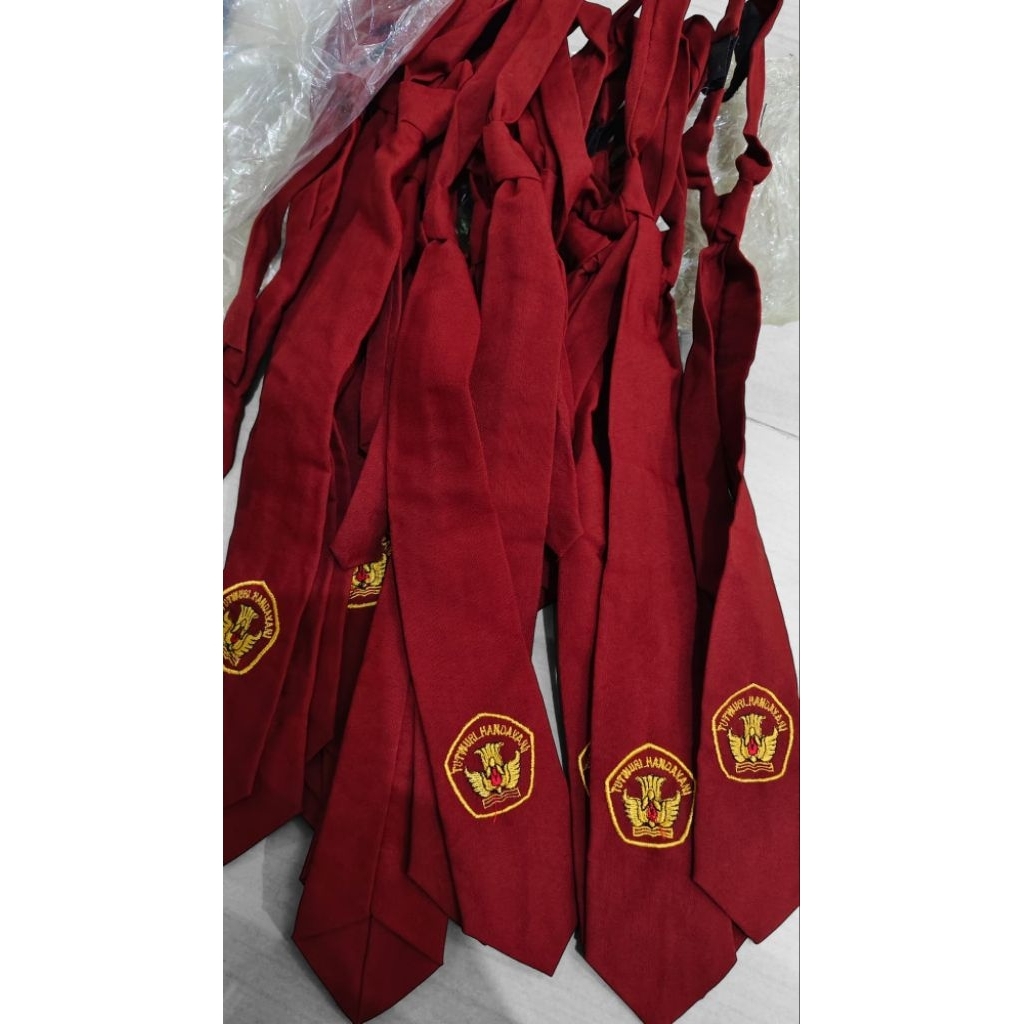 dasi anak sekolah SD , SMP SMA, PRAMUKA dan Topi