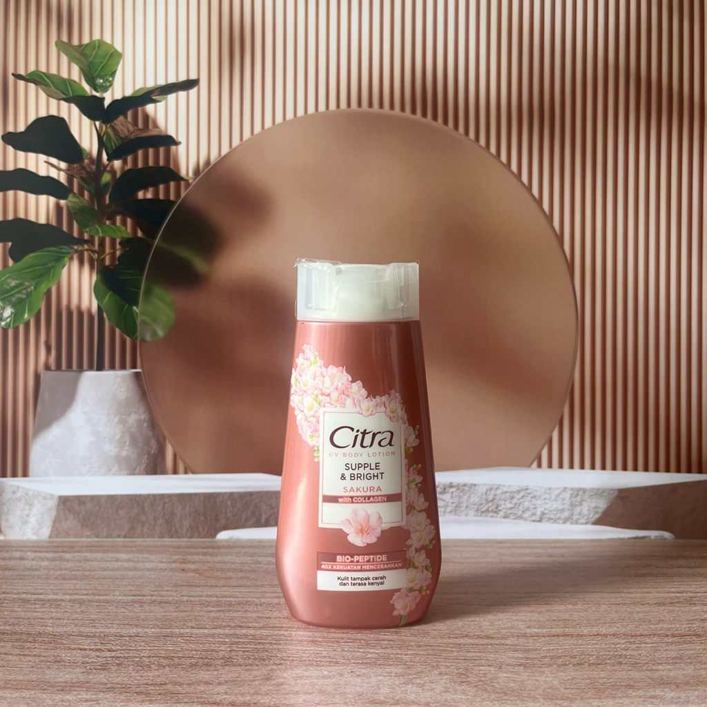 Citra Sakura Glow UV Hand & Body Lotion 110ml