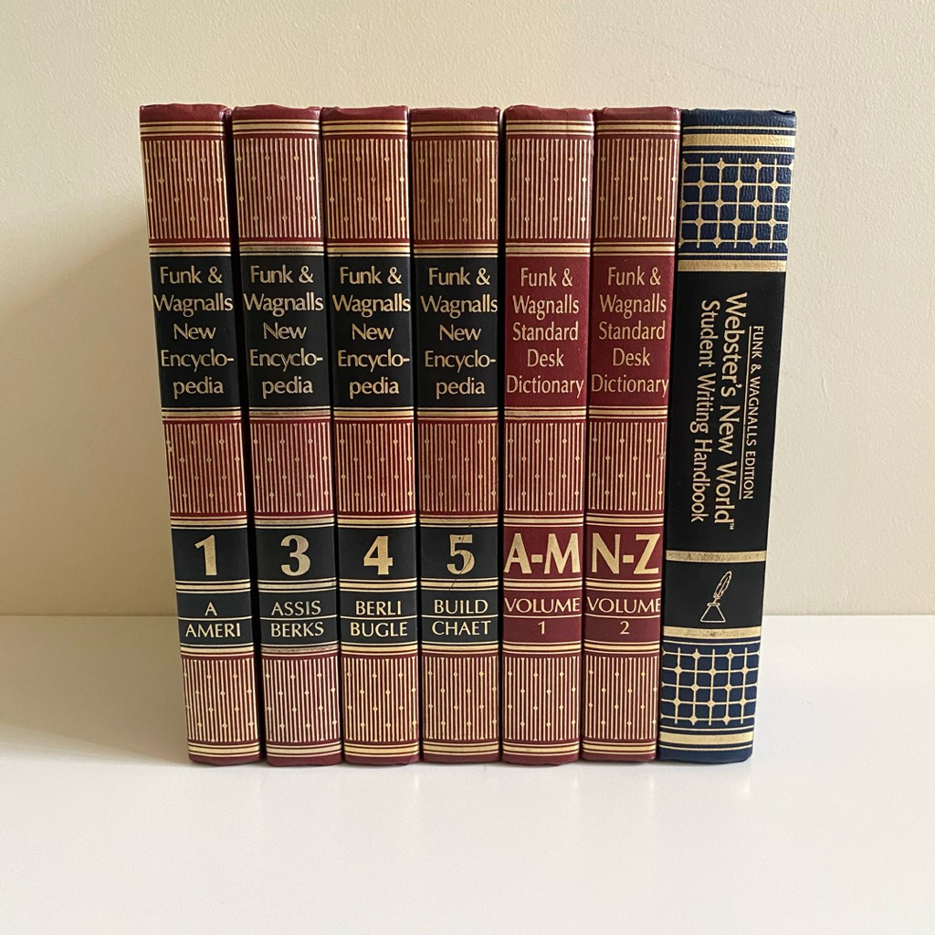 Buku Bahasa Inggris Funk & Wagnalls New Encyclopedia Ameri Vol. 1, Assis Berks Vol. 3, Berli Bugle V