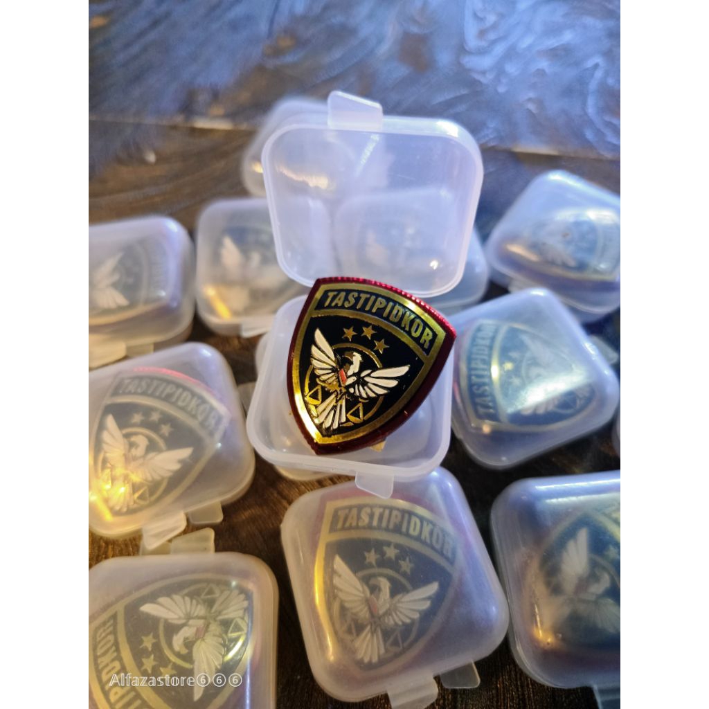 pin brevet tastipidkor kortas tipidkor polri plat logam magnet