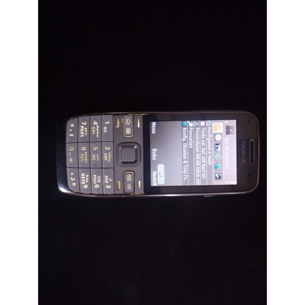 nokia E52 arabic langka