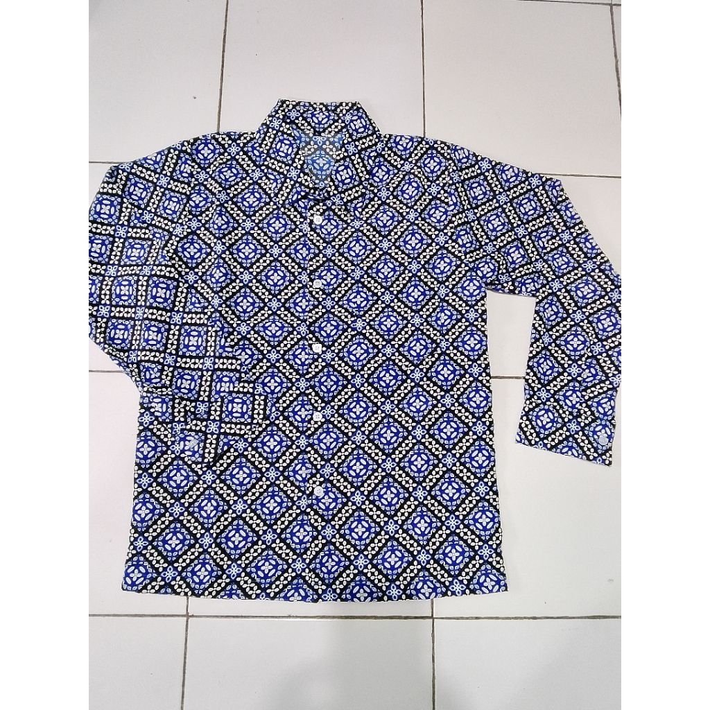 SERAGAM BATIK SEKOLAH SMP LARASATI