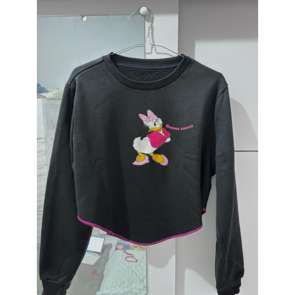 Sweater Hitam Crop Daisy Duck | Sweater Lucu Wanita Korean Look