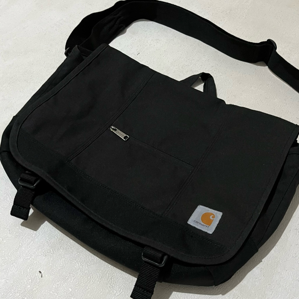 carhartt d89 tas messenger