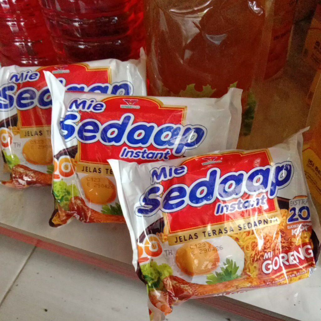Mie Sedap Goreng Instan/ Mie Goreng/ Mie sedap isi 3