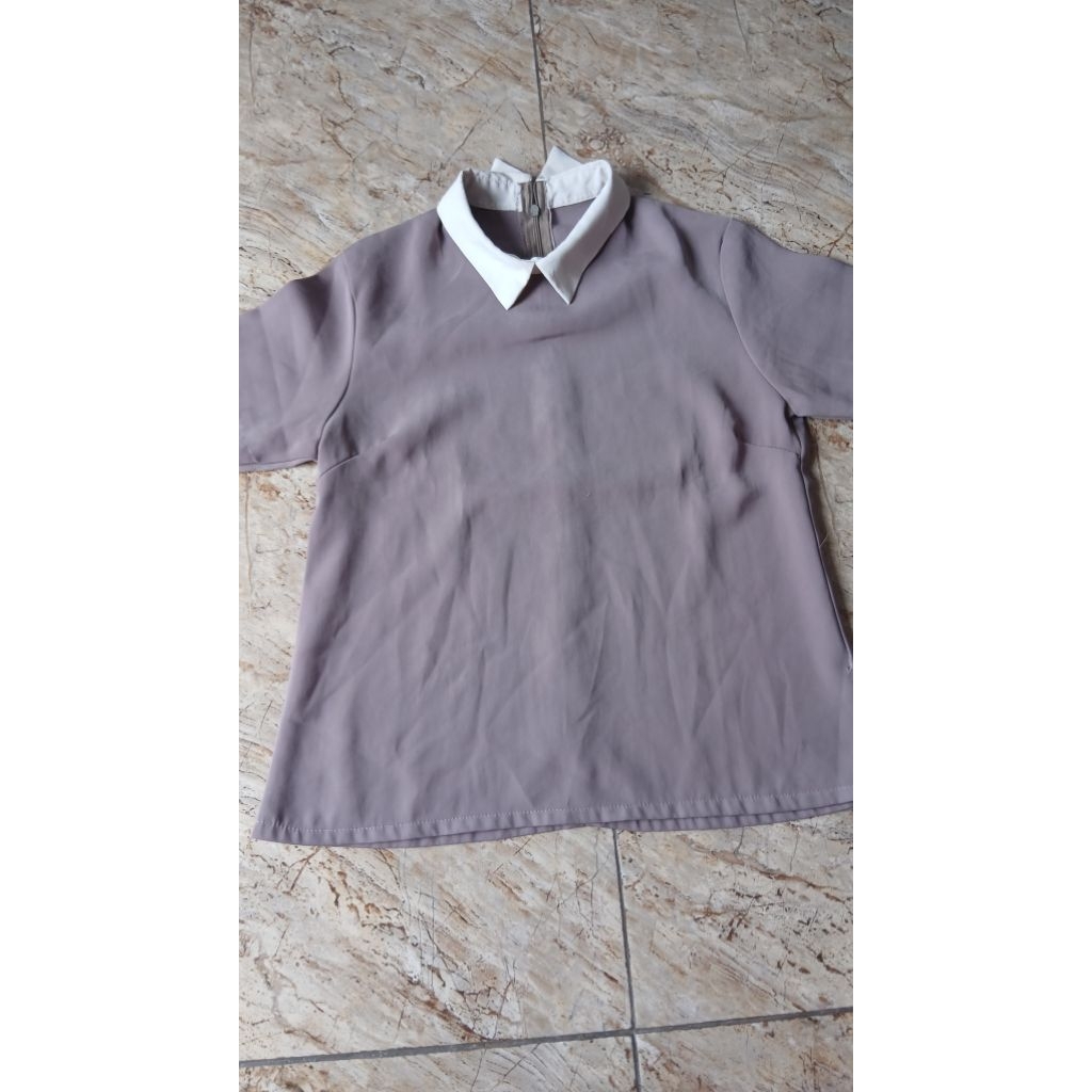 Atasan preloved/atasan remaja preloved