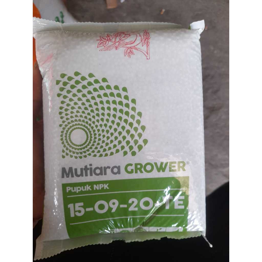 Mutiara Grower Meroke Pupuk NPK 1 Kg