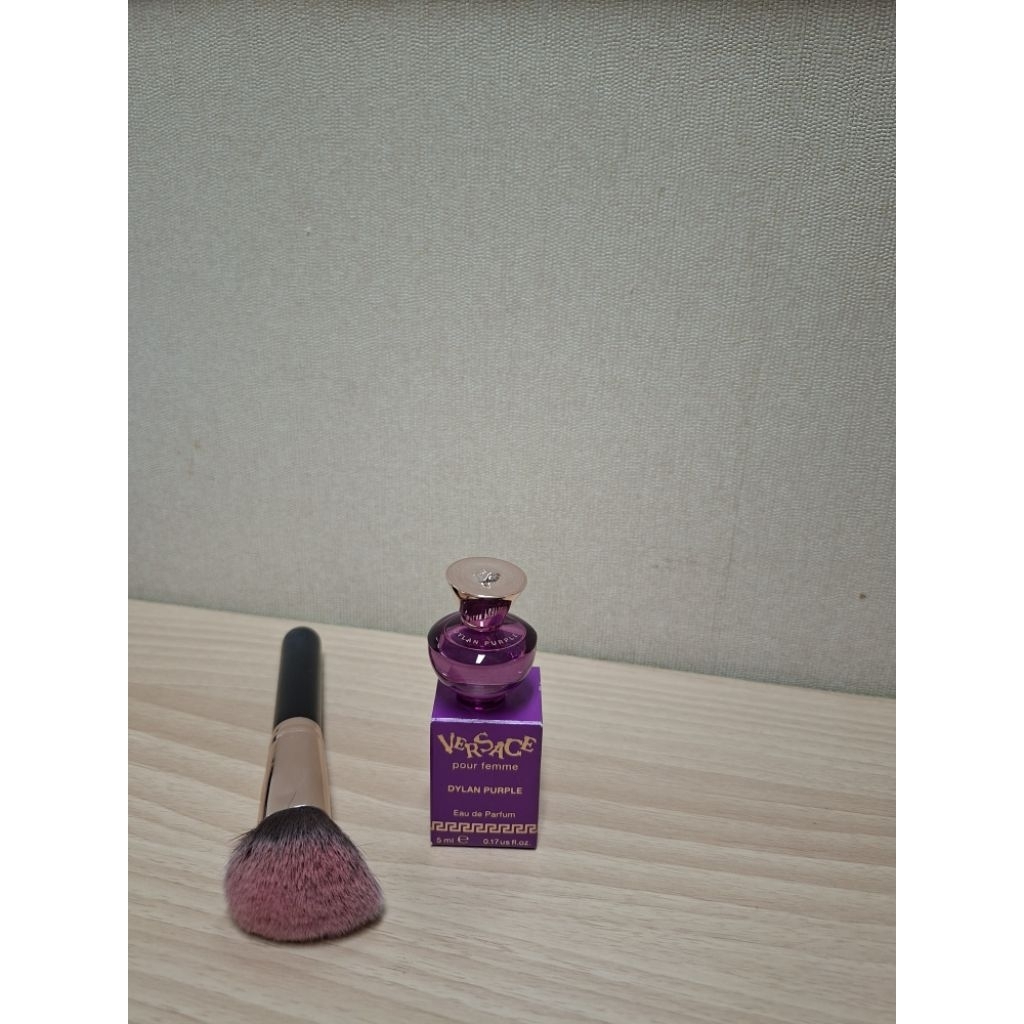 Parfum Versa*e Dylan Purple