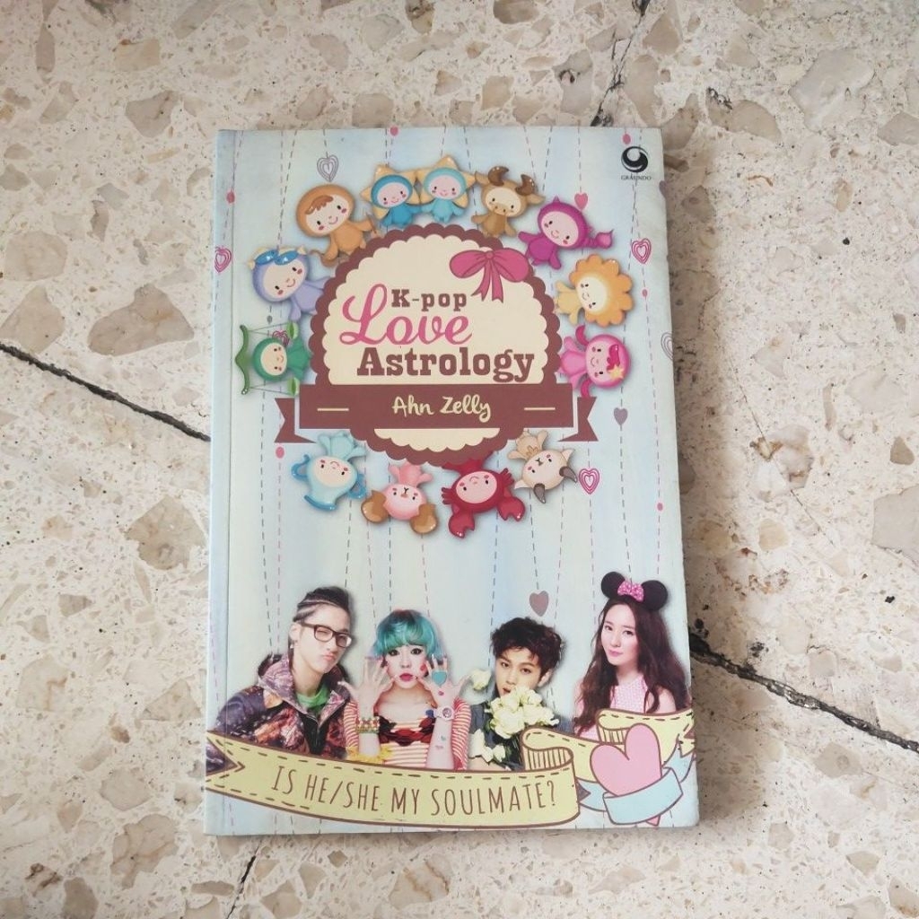 BUKU MOTIVASI / PENGEMBANGAN DIRI / K-POP LOVE ASTROLOGY / PRODUK ASLI ORIGINAL