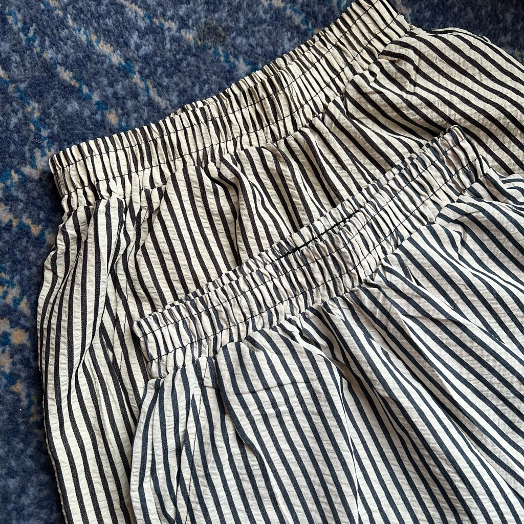 moi.label cozy pants | celana kulot stripe | celana katun | wide leg pants | celana kulot katun