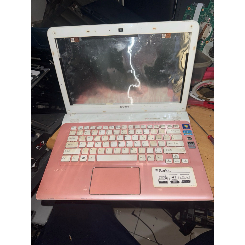 casing Sony Vaio SVE141B11W pulset