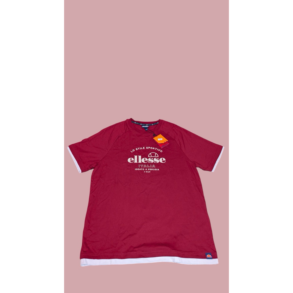kaos ellesse merah