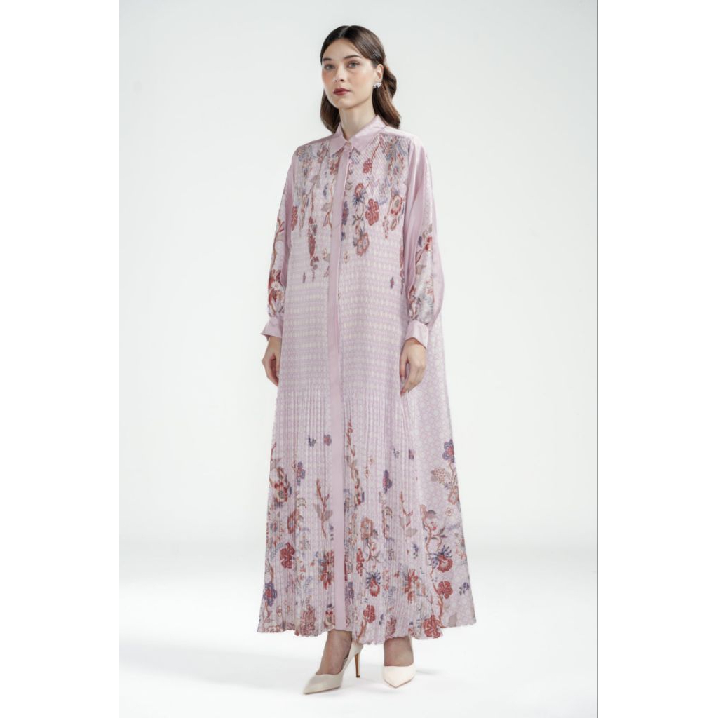BENANG JARUM X RAISA - Festive finesse pleated dress