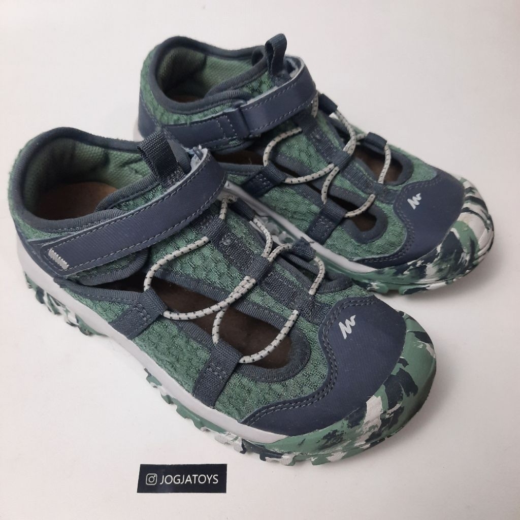 DECATHLON QUECHUA Sepatu Sandal Gunung Anak Size 32/33