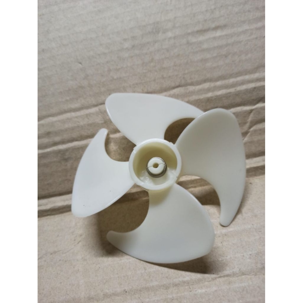 baling baling fan atas kulkas showcase freezer baru original