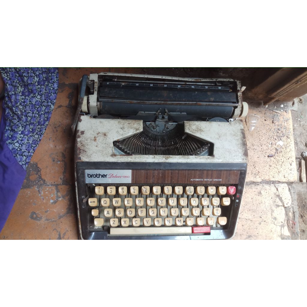 mesin tik jadul classic