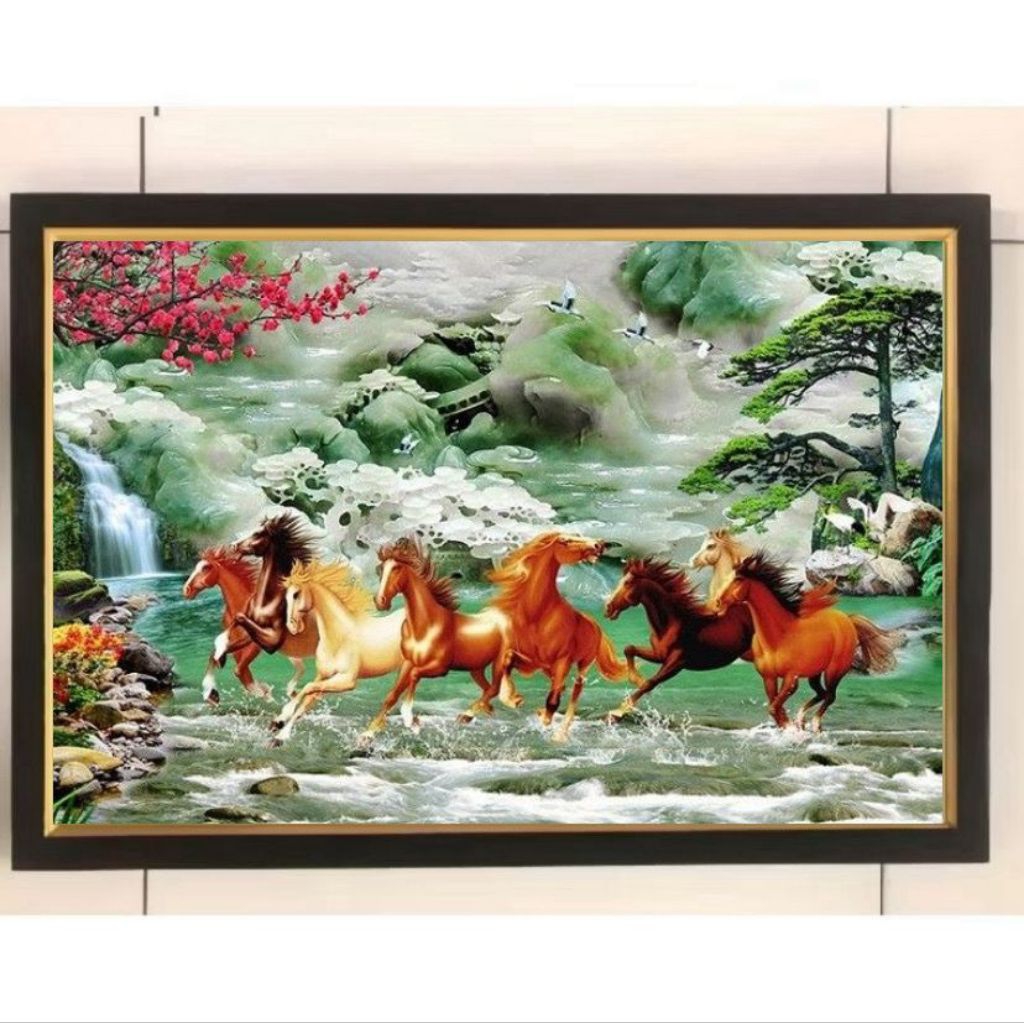 hiasan dinding lukisan cetak kuda 8 berlari plus bingkai ukuran 65 x45cm