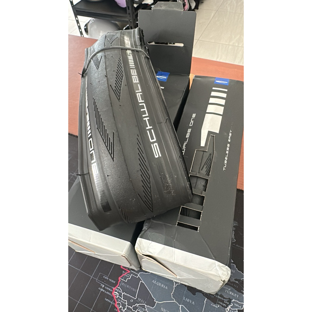 ban schwalbe one size 700x28 not lugano, not pro one