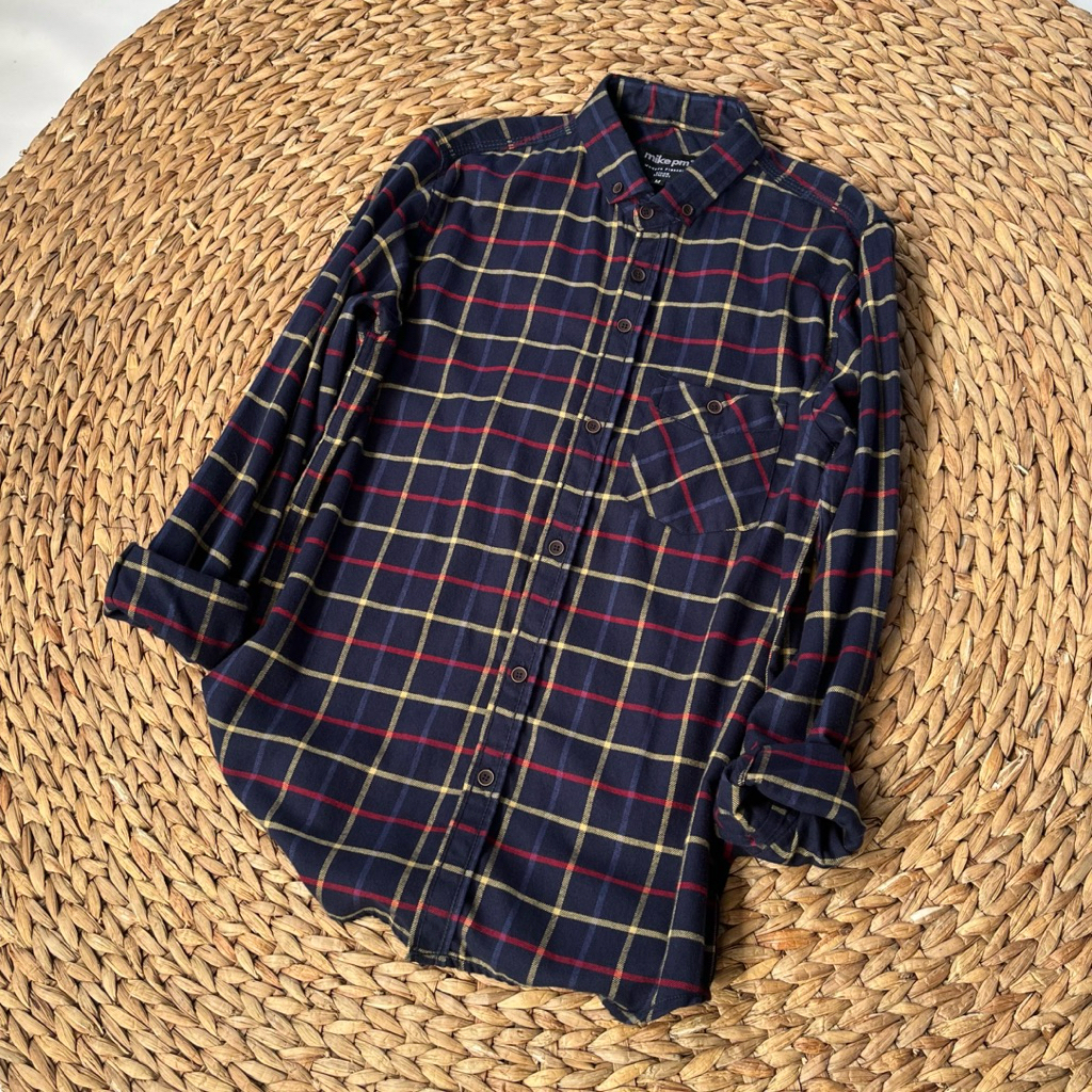 (BISA COD) Daily 062 Kemeja Flanel Terlaris Lengan Panjang Pria Wanita Hem Premium Quality Kameja Ke