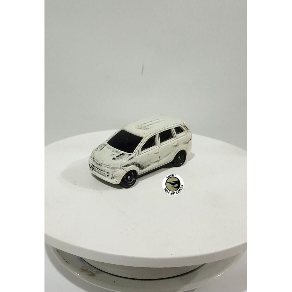Tomica Cool Drive Type S Avanza Diecast RBH