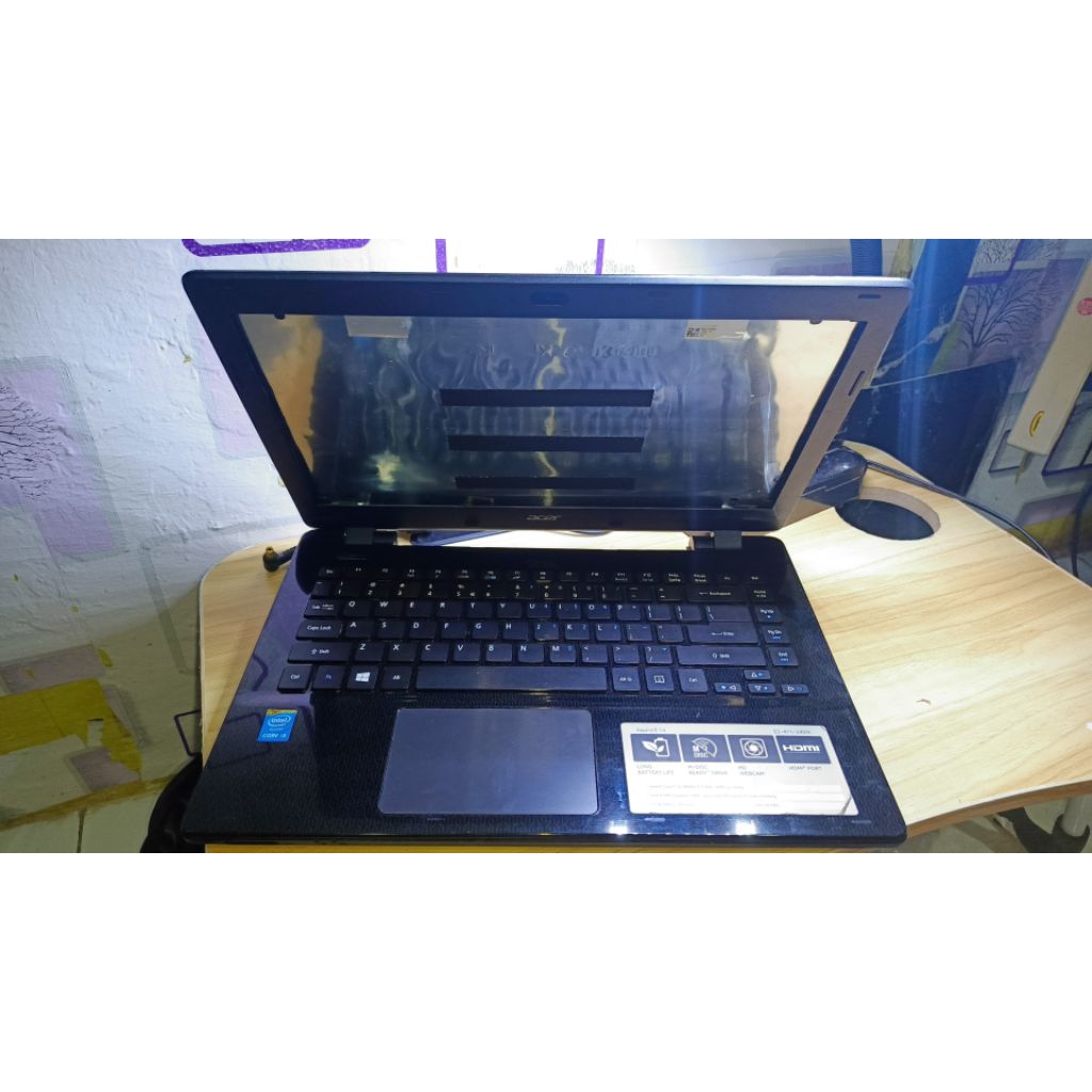 Casing Acer E5 471