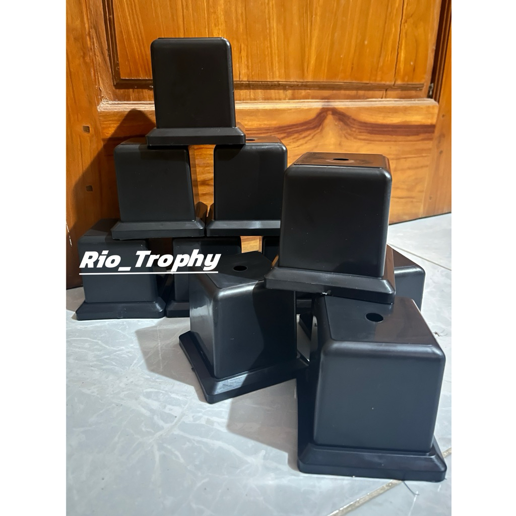 Tatakan Piala/ W4 Hitam/ Dudukan Piala/ SparePart Piala/ Trophy W4/Kaki Piala/ Alas Kotak Piala W4