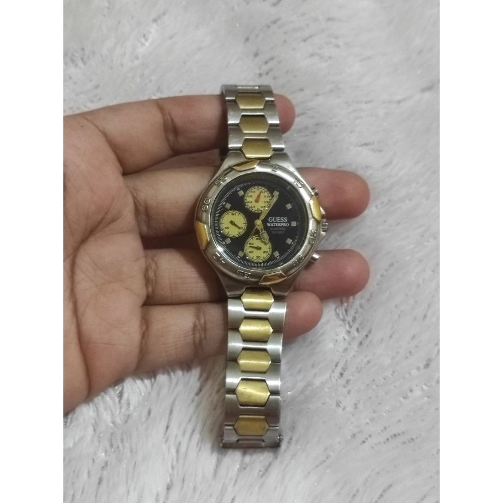 Jam tangan second Preleoved Guess Waterpro