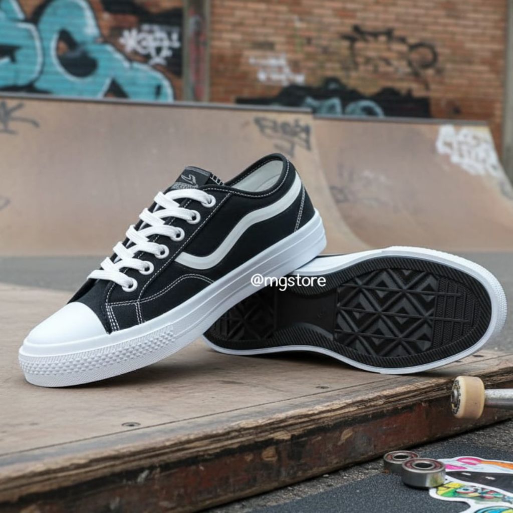 Sepatu Sekolah Thomas Seri LC Dewasa Sepatu Kets