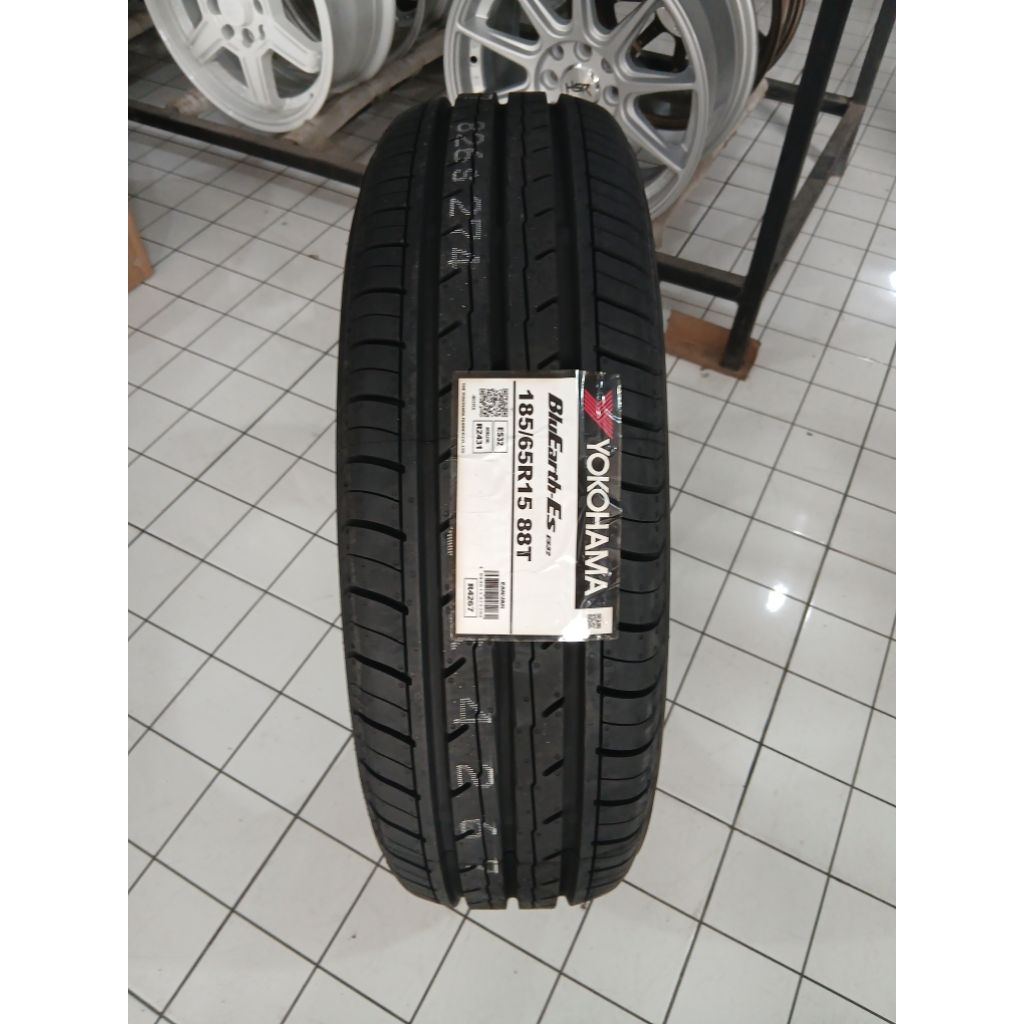 JUAL BAN MOBIL IMPORT 185 65 R15 YOKOHAMA BLUEARTH FREED , ERTIGA DLL